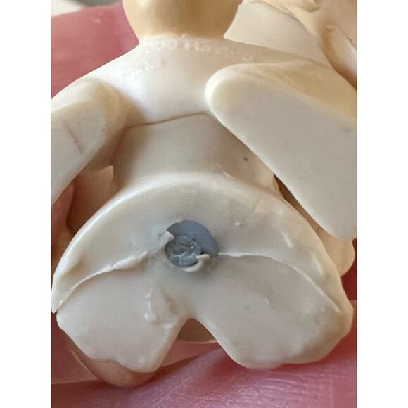 Littlest Pet Shop LPS Bunny Rabbit # 542 Beige & White Purple Eyes Lop Ears 2006 - Picture 4 of 4